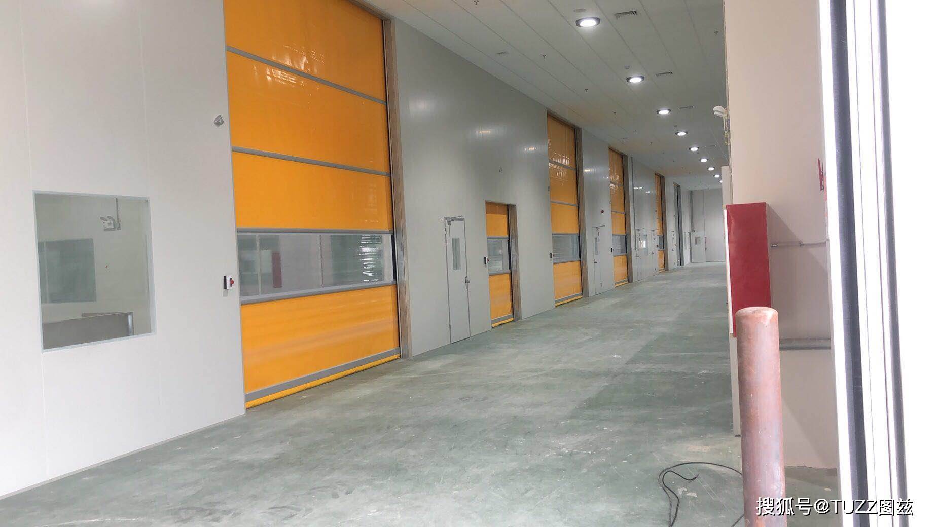 成品倉庫防塵快速卷簾門:卷簾門