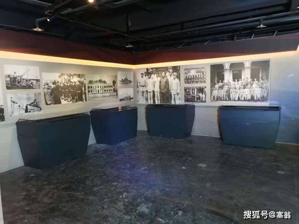 # 智能守護的神器：博物館展柜電動門電動機的奧秘 ## 引言：博物館的守護者 你是否曾駐足思考<strong></p>
<p>電動門
</strong>，博物館中那些典雅的展柜，門是如何優(yōu)雅地開啟與閉合？過去:電動門
